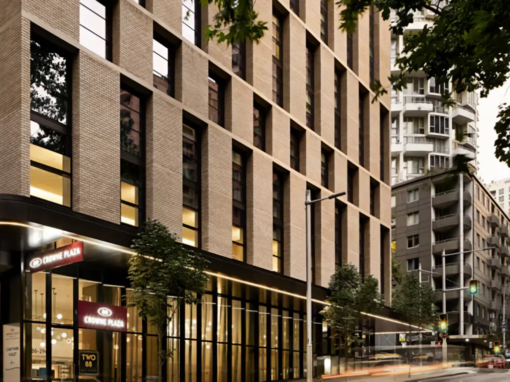 CrownePlazaSydDH-Exterior-1024x768